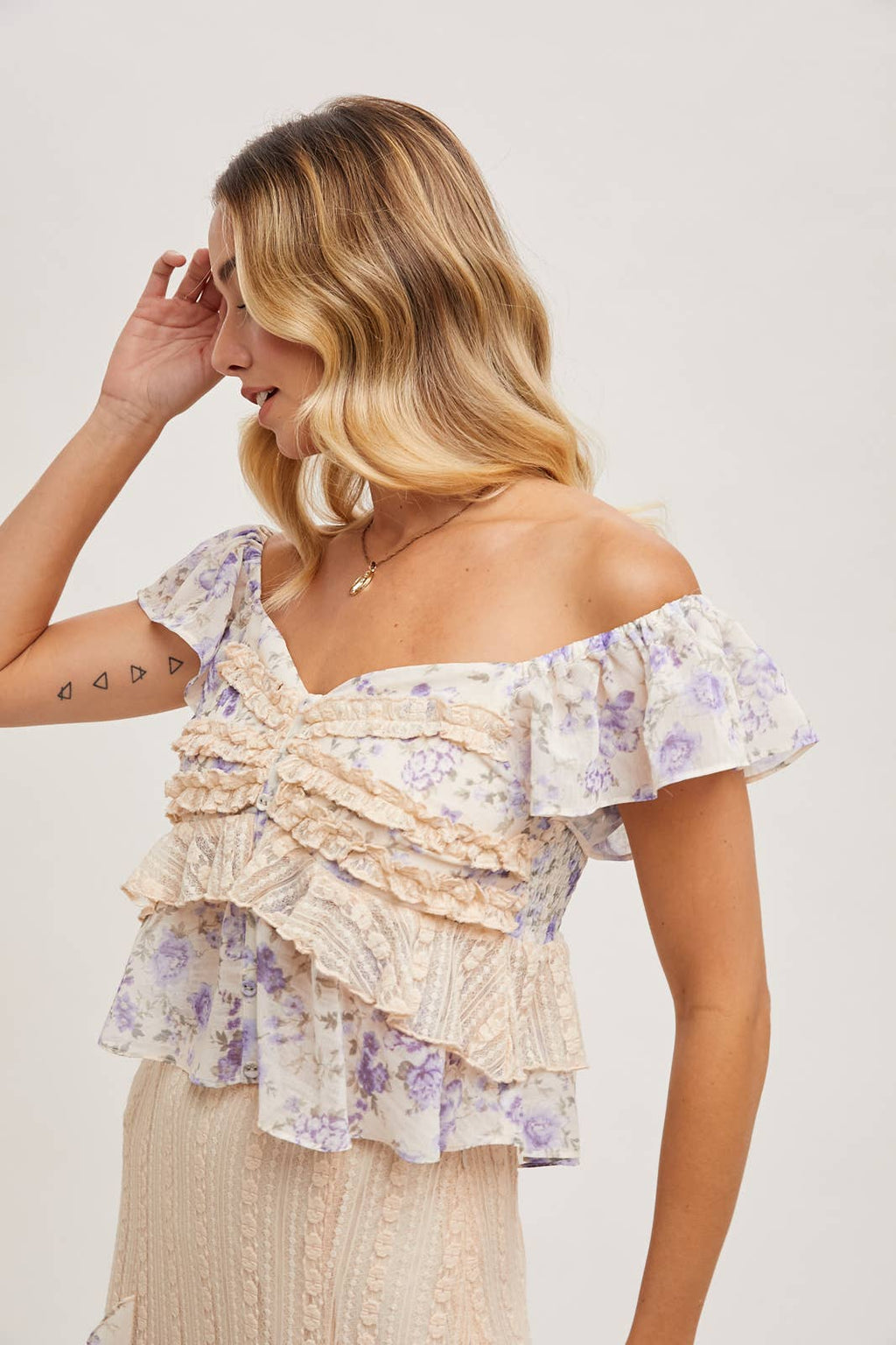 *FINAL SALE* Caroline Floral Print Ruffle Lace Trimmed Top