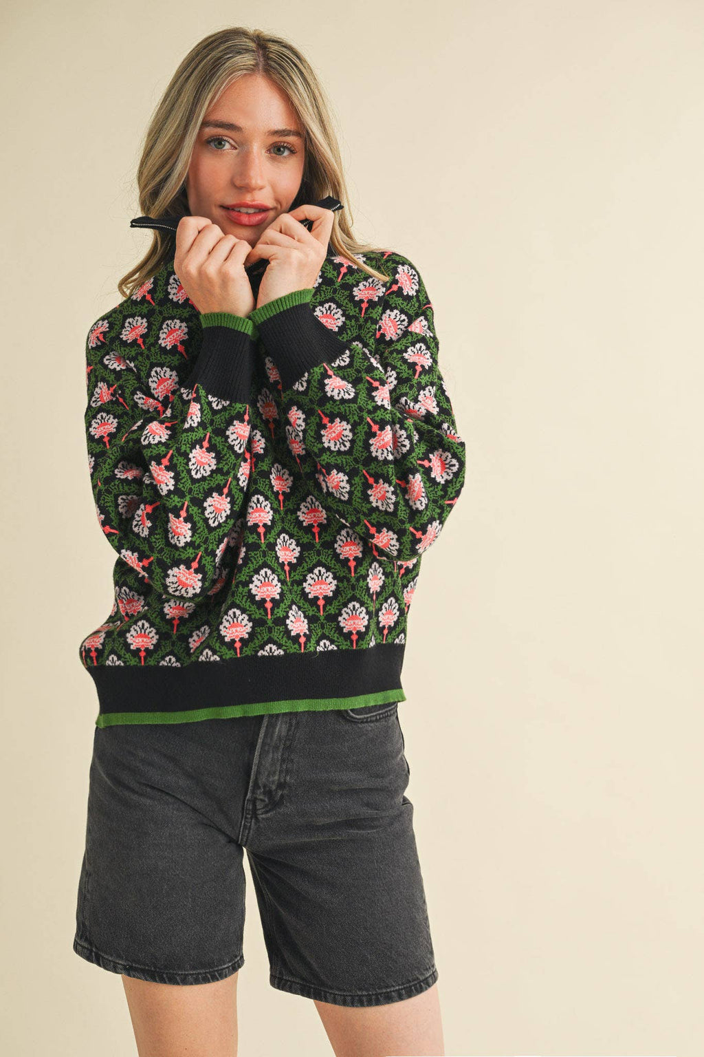 FLORAL MOCK NECK HALF ZIP PULLOVER